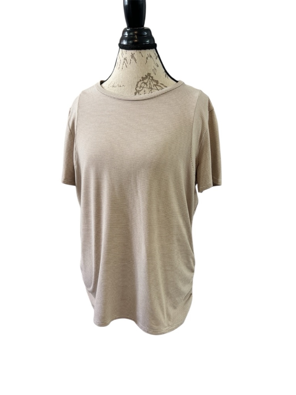 Buckle Runched Short Sleeve Women’s Tee-Shirt